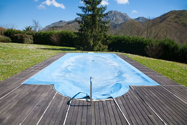 Hivernage-Piscine-Bache